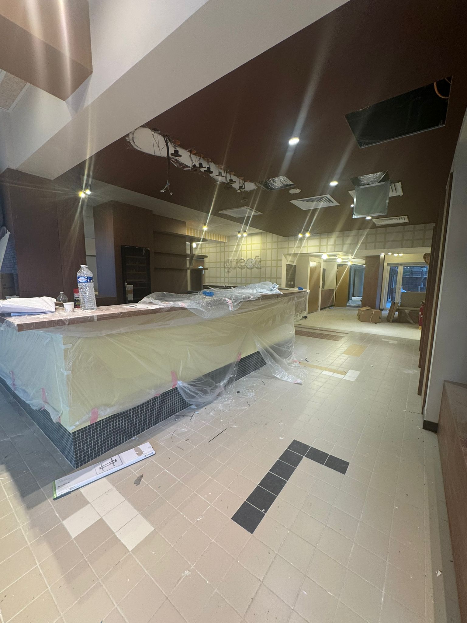 greet hotel marseille 13008 travaux