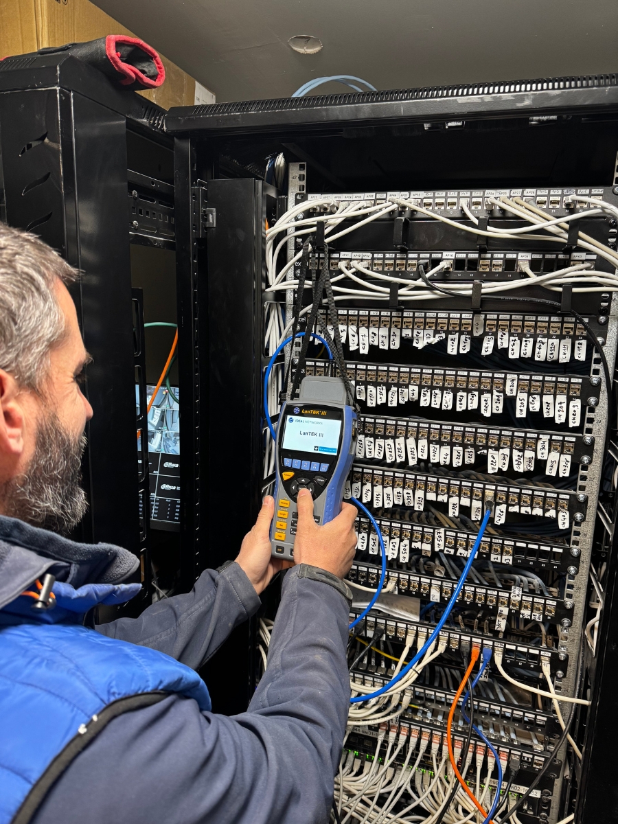 test courant électrique